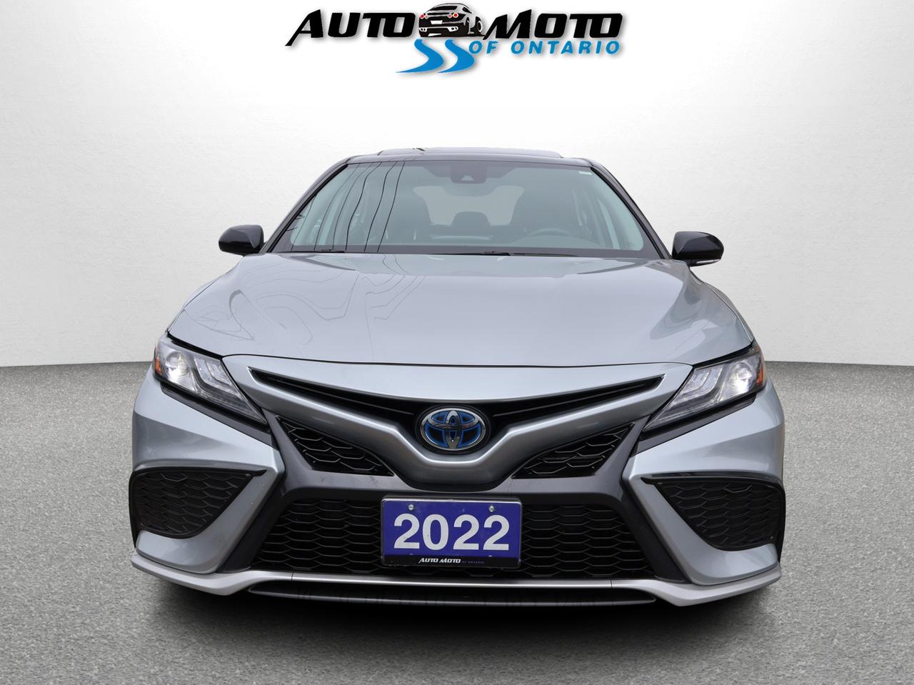 2022 Toyota Camry HYBRID XSE CERTIFIED *ACCIDENT FREE* CAMERA NAV BLUETOOTH LEATHER HEATED SEATS SUNROOF CRUISE ALLOYS Photo