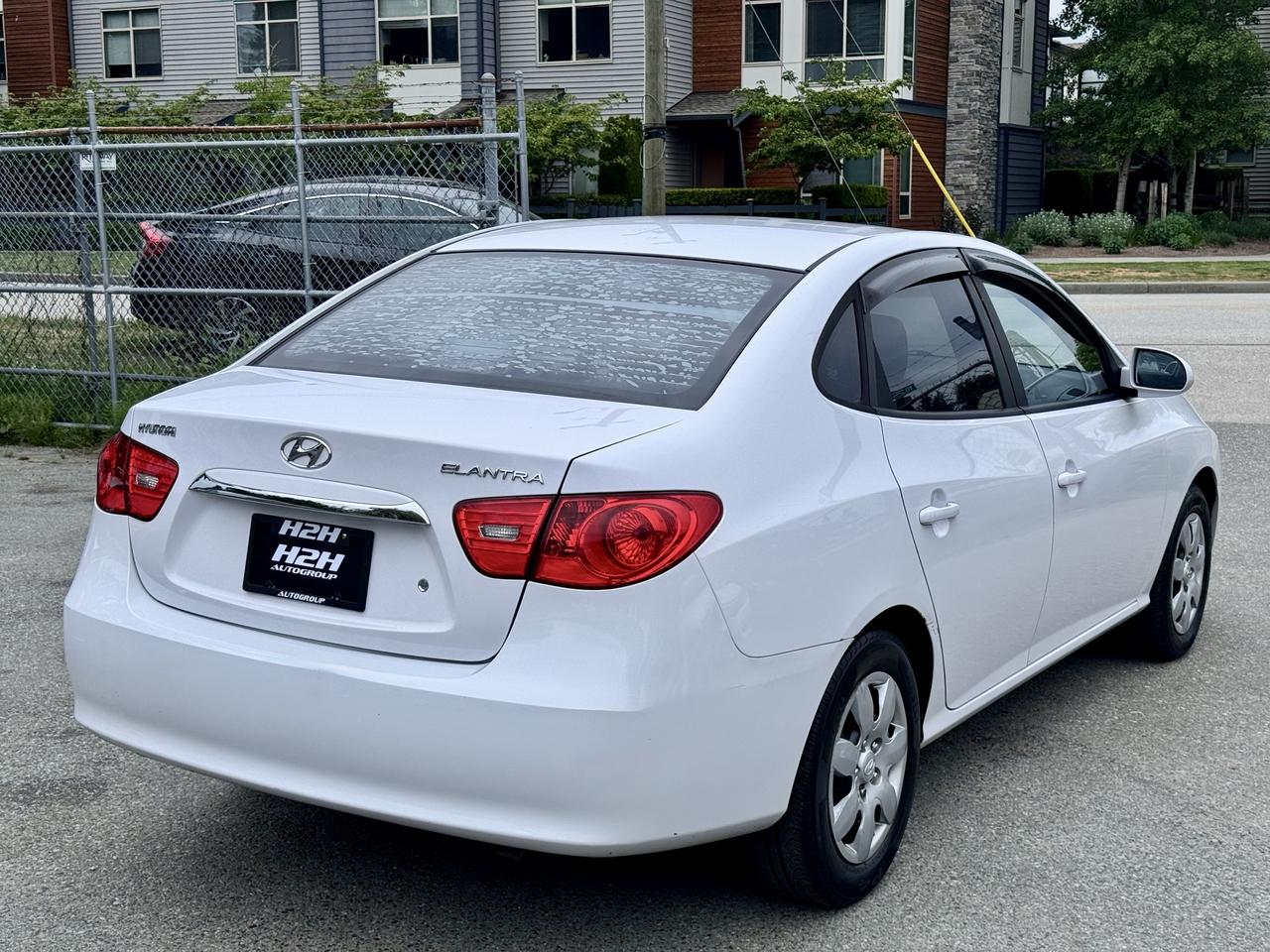2010 Hyundai Elantra FINANCING AVAILABLE Photo5