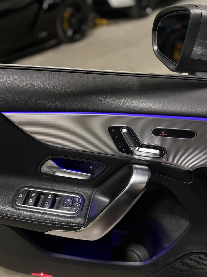 2019 Mercedes-Benz A-Class A 250 4MATIC Hatch Photo