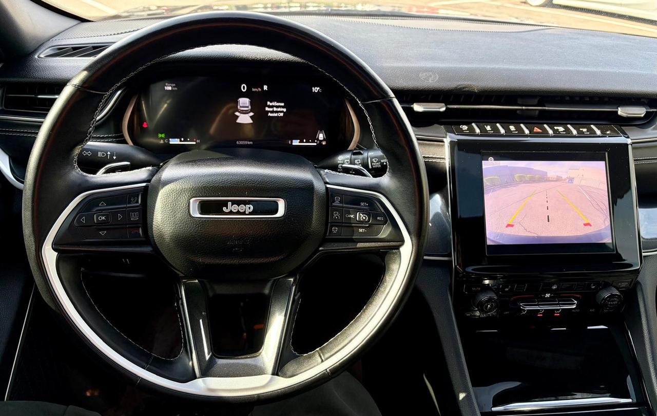 2022 Jeep Grand Cherokee Altitude - Photo #8