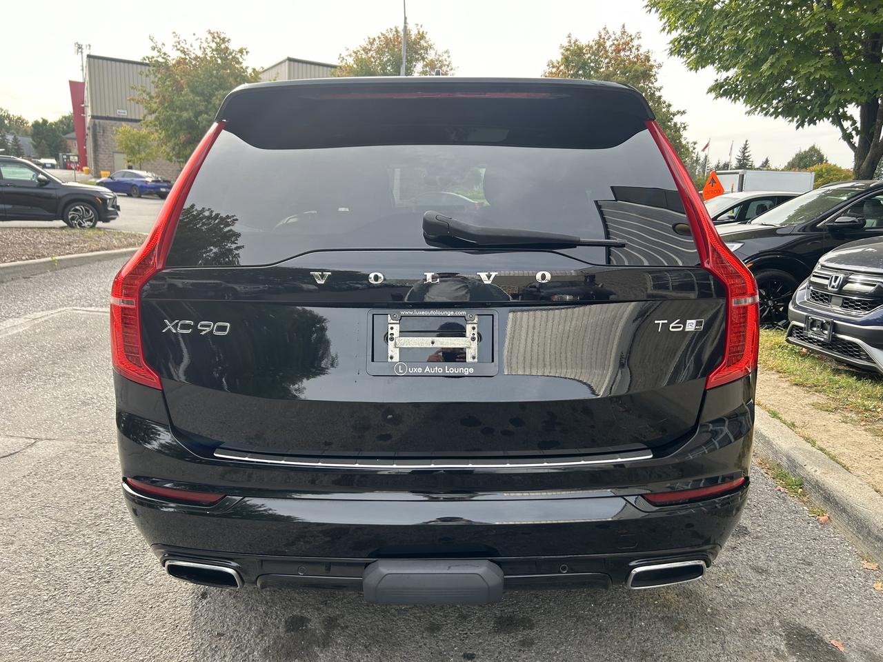 2018 Volvo XC90 R-Design!! BOWERS & WILKINS STEREO!! 6-PASSENGER! Photo