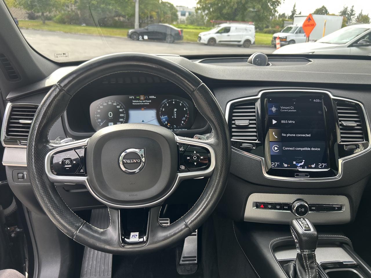 2018 Volvo XC90 R-Design!! BOWERS & WILKINS STEREO!! 6-PASSENGER! Photo