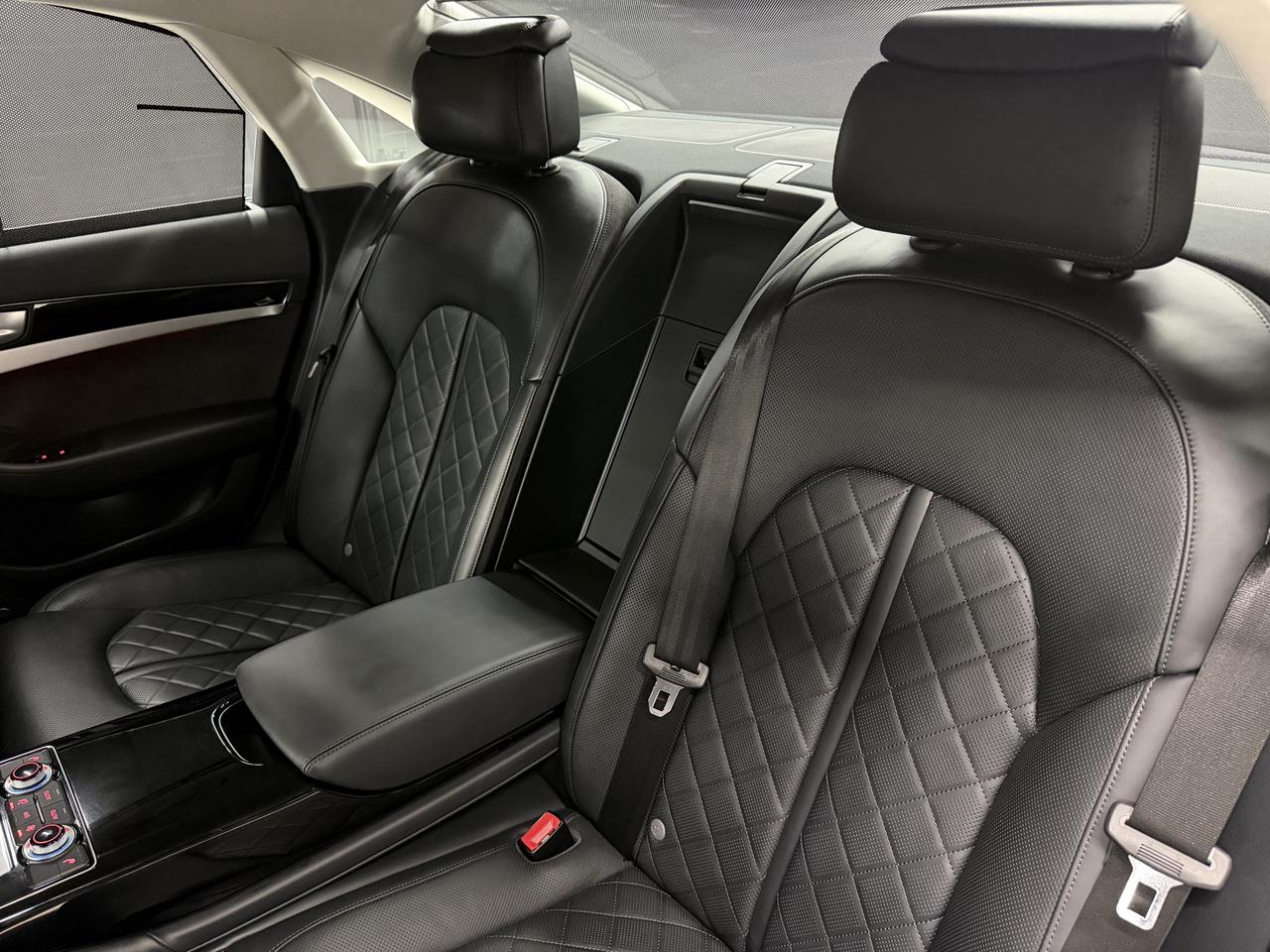 2018 Audi A8 4.0T|NAV|360CAM|ACC|BSM|FCW|HUD|BOSE|MASSAGE| Photo