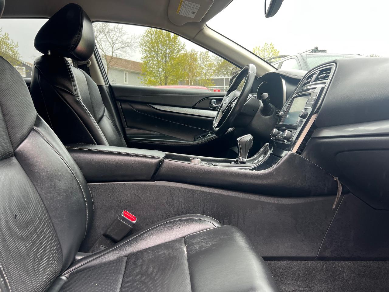 2017 Nissan Maxima LEATHER-NAV-BACK CAM-HEATED SEATS & MORE! Photo