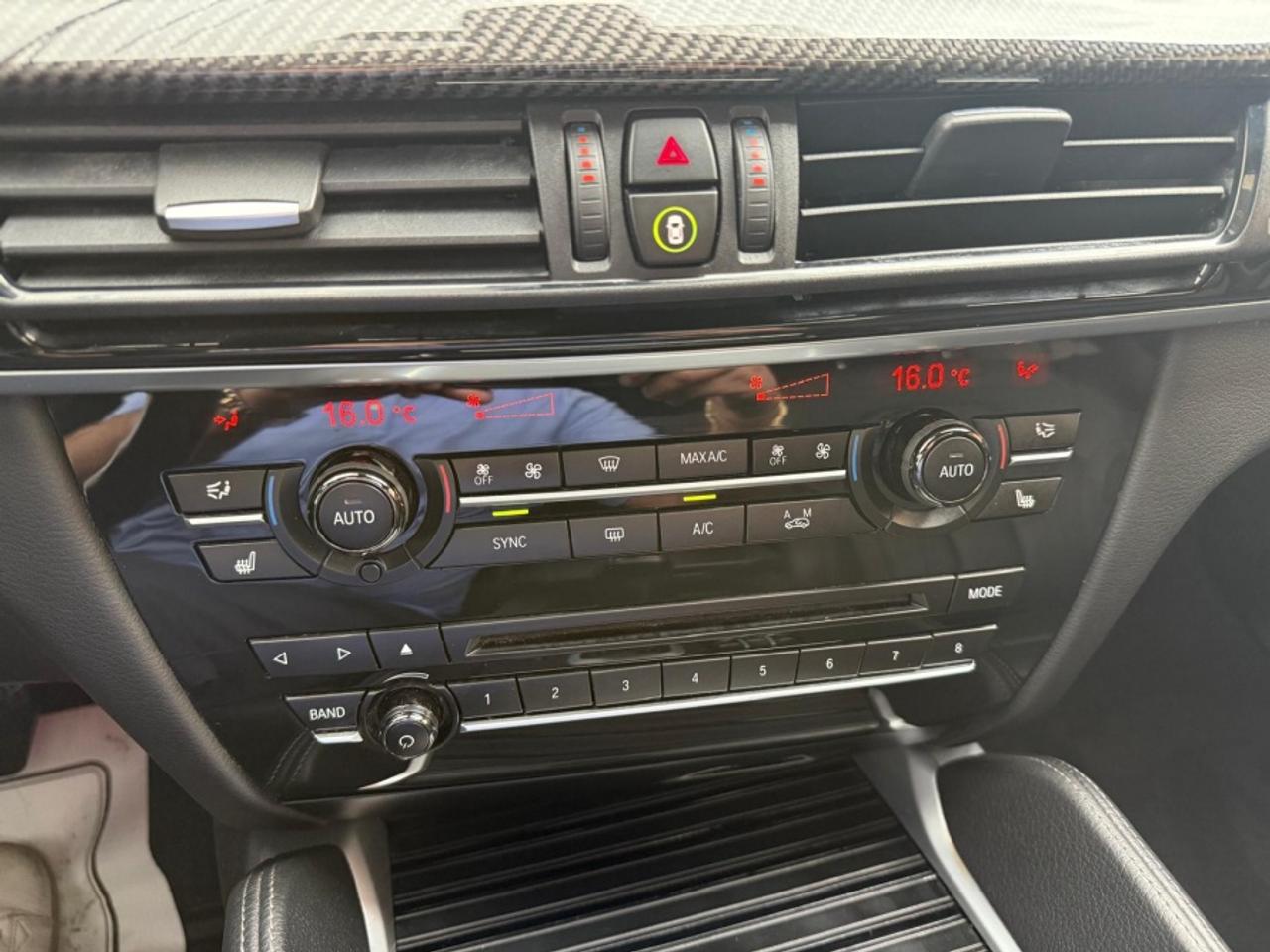 2019 BMW X6 XDRIVE35I M SPORT/ CARBON FIBER/ NAVI/ HUD Photo
