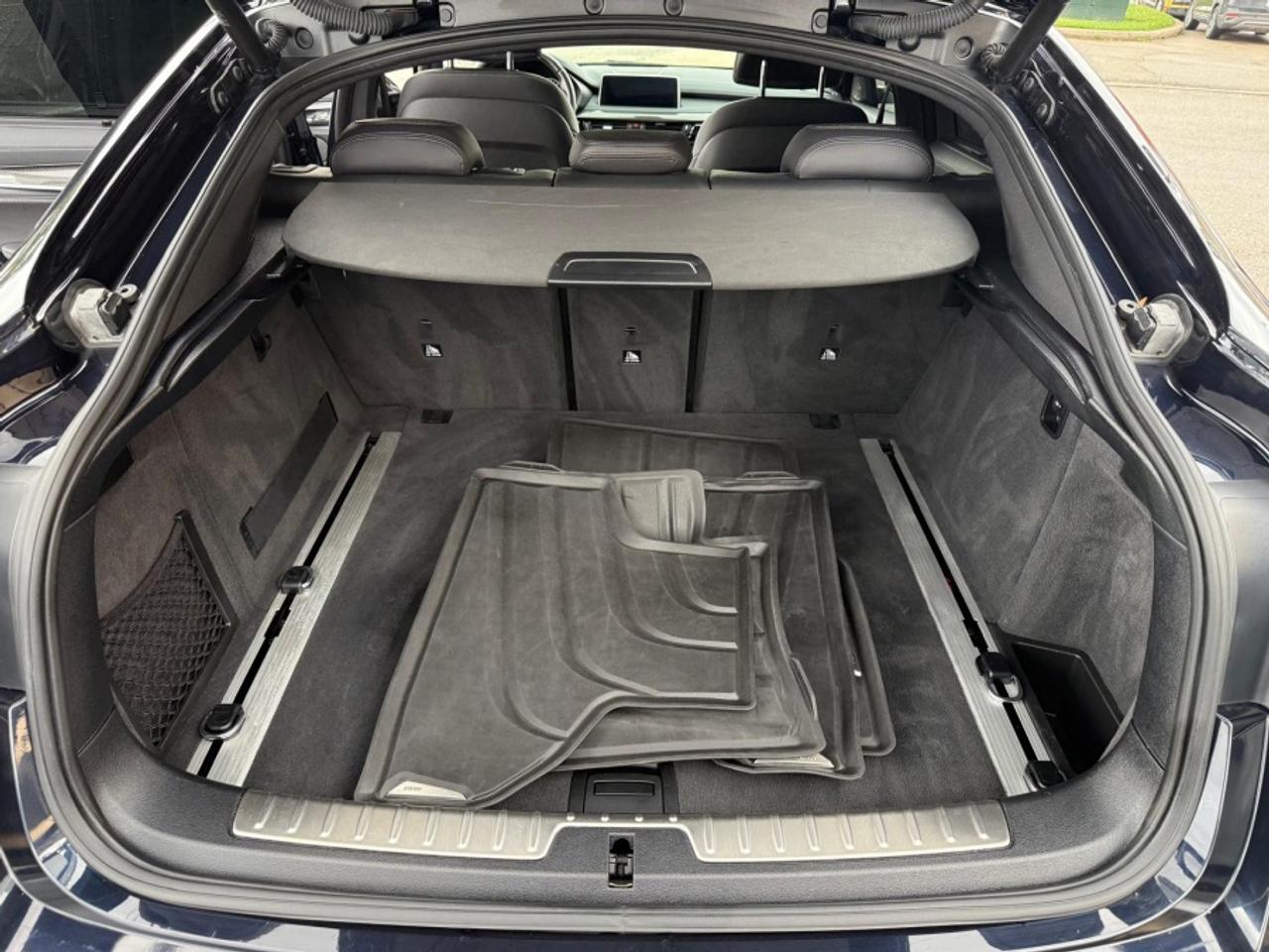2019 BMW X6 XDRIVE35I M SPORT/ CARBON FIBER/ NAVI/ HUD Photo
