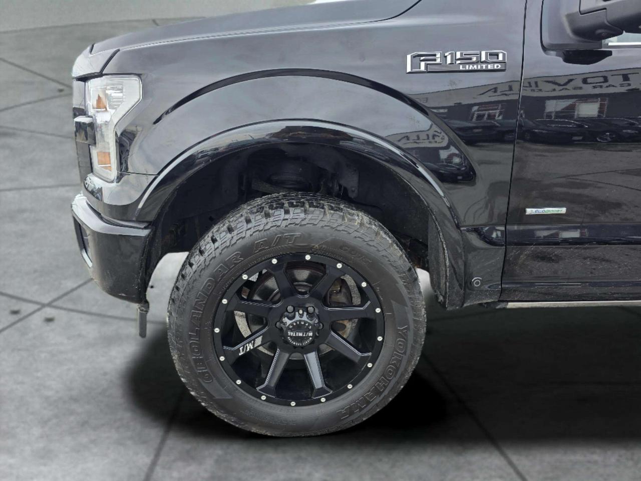 2017 Ford F-150 Limited  Photo
