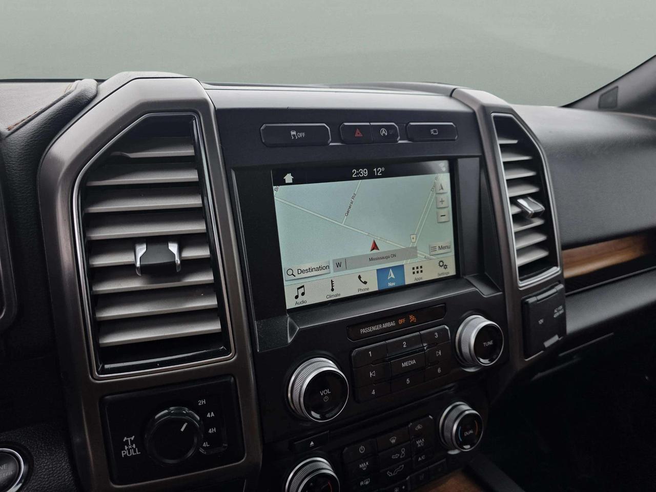 2017 Ford F-150 Limited  Photo