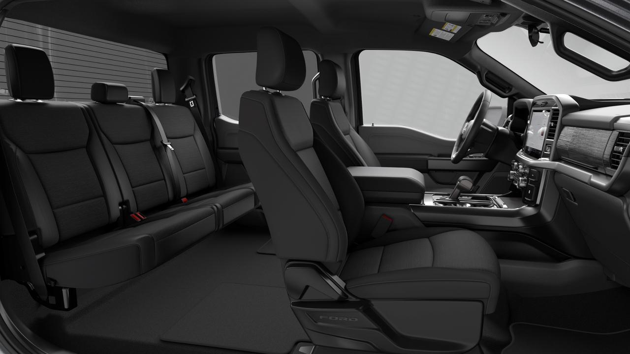 2026 Ford F-150 XLT 4WD SuperCrew 5.5' Box 301A Photo4