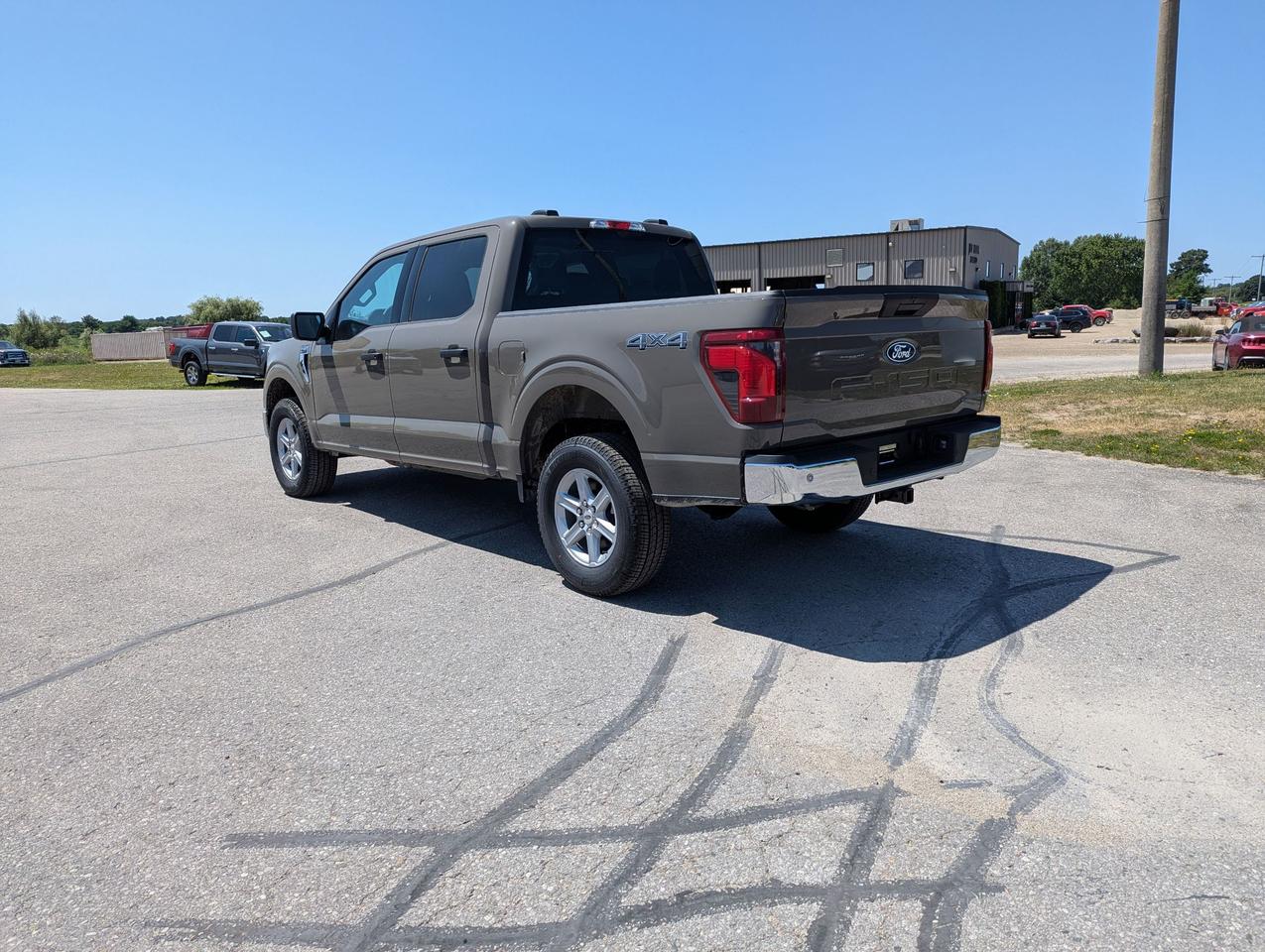 2026 Ford F-150 XLT SuperCrew 301A 4x4 Photo3