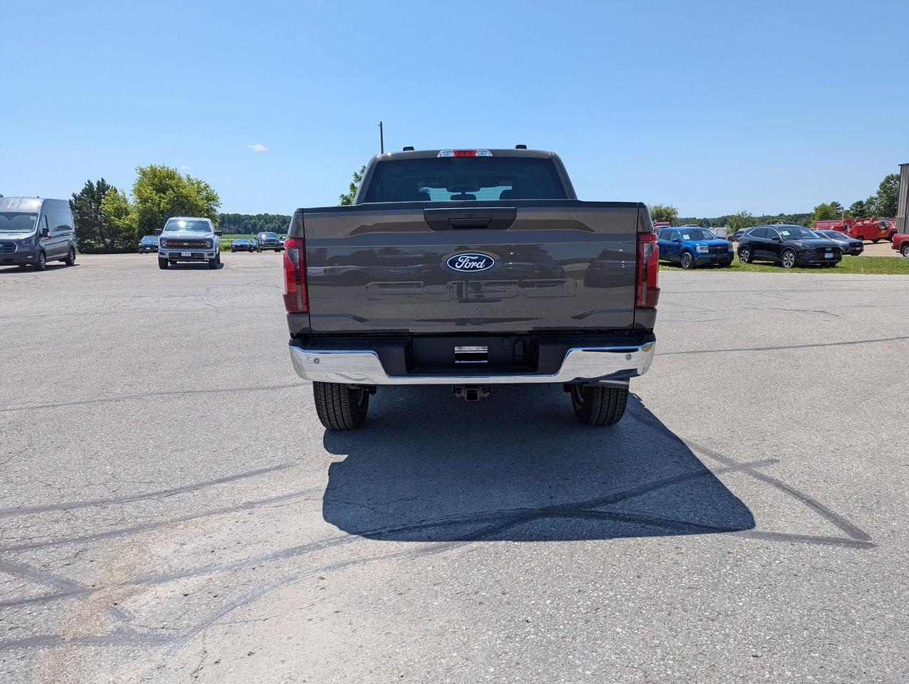 2026 Ford F-150 XLT SuperCrew 301A 4x4 Photo4