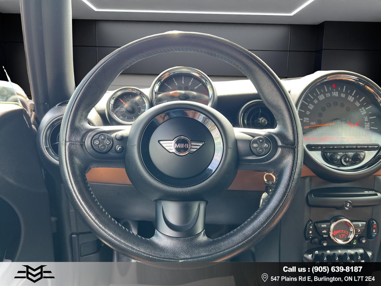 2015 MINI Cooper CONVERTIBLE - MANUAL - LOW KMS !!! Photo