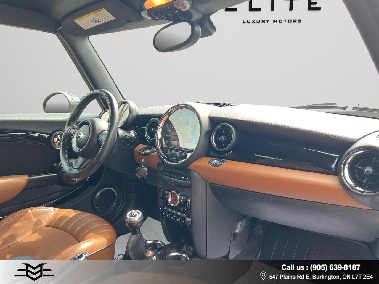 2015 MINI Cooper CONVERTIBLE - MANUAL - LOW KMS !!! Photo