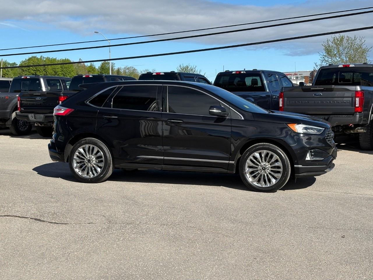 2020 Ford Edge Titanium AWD Photo
