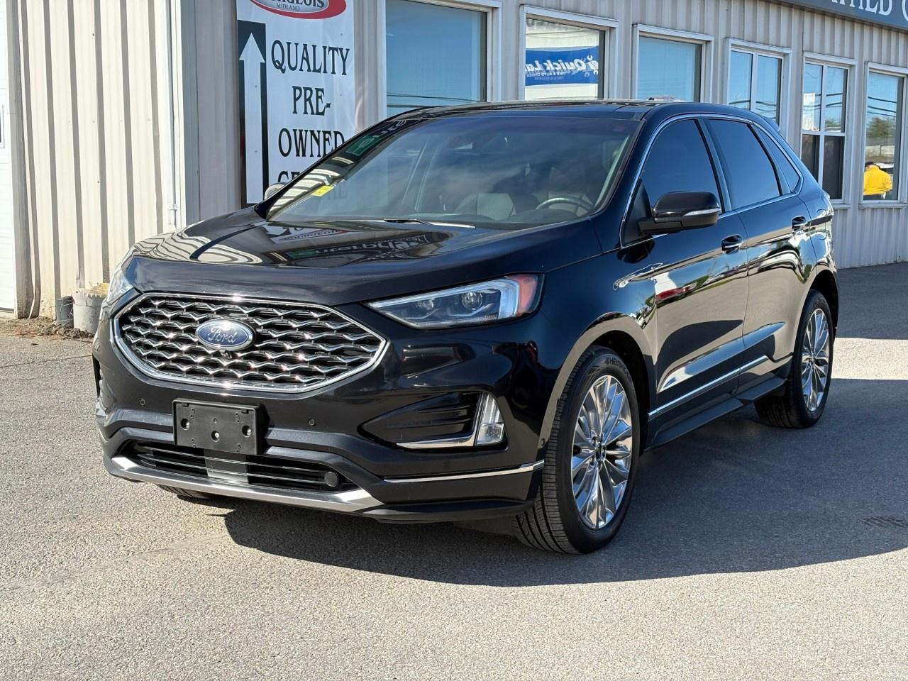 2020 Ford Edge Titanium AWD Photo