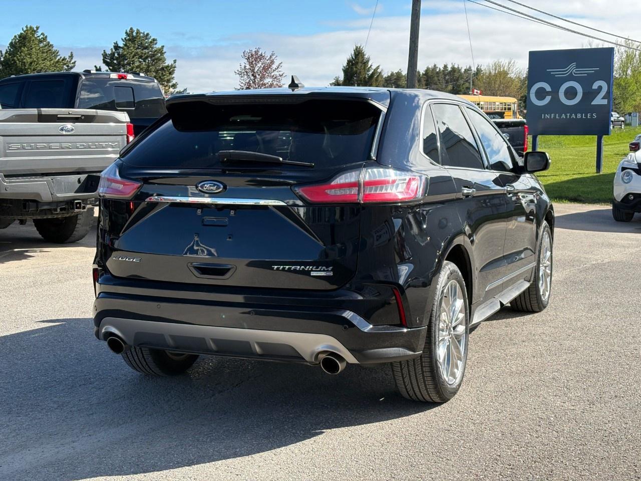 2020 Ford Edge Titanium AWD Photo