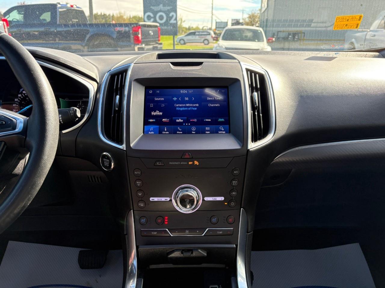 2020 Ford Edge Titanium AWD Photo