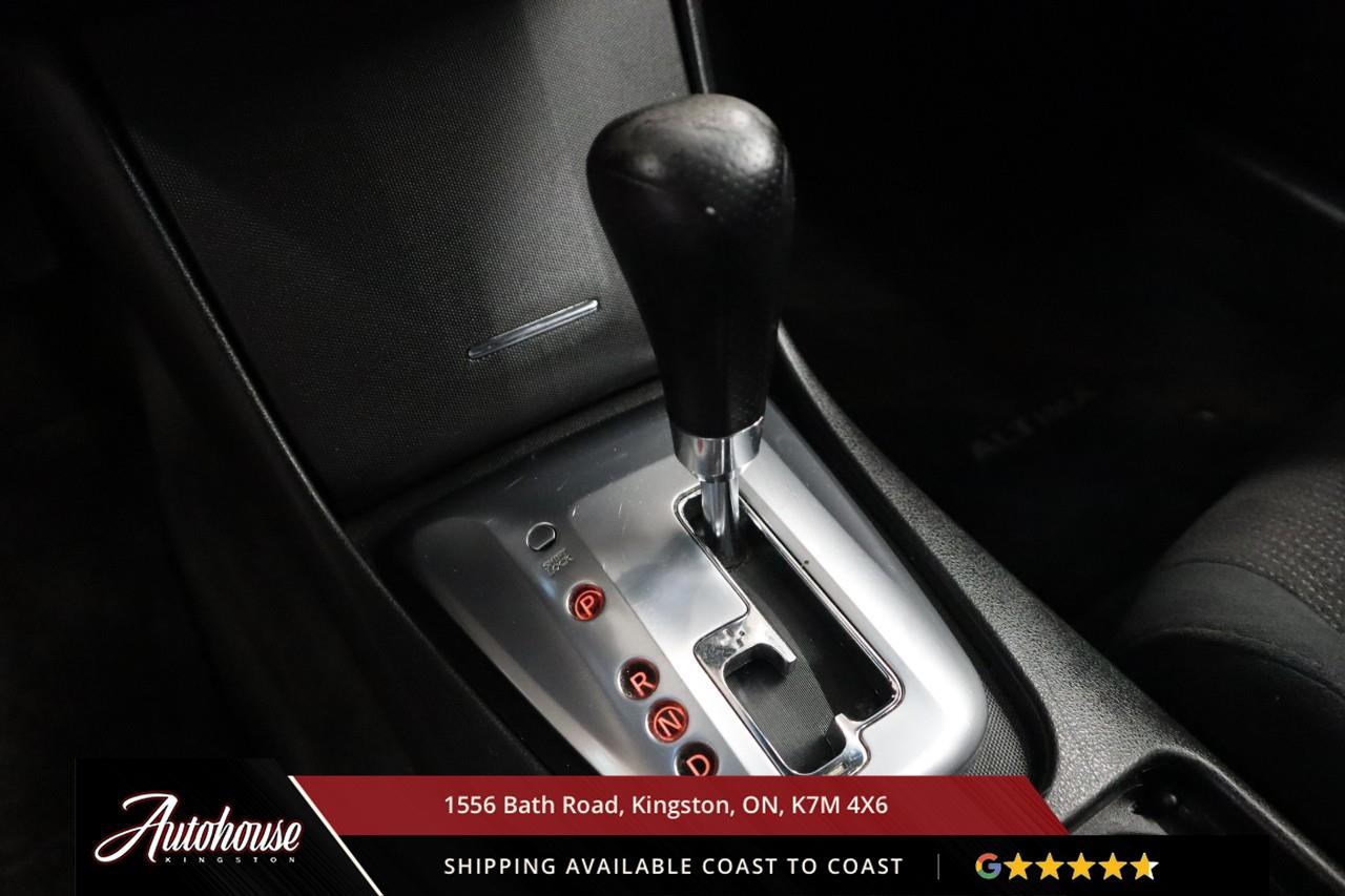2012 Nissan Altima 2.5 S PUSH BUTTON START - KEYLESS ENTRY Photo