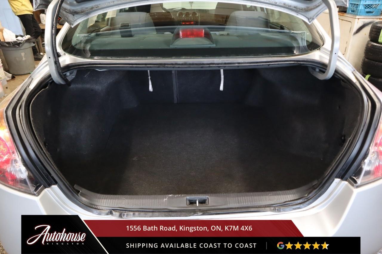 2012 Nissan Altima 2.5 S PUSH BUTTON START - KEYLESS ENTRY Photo