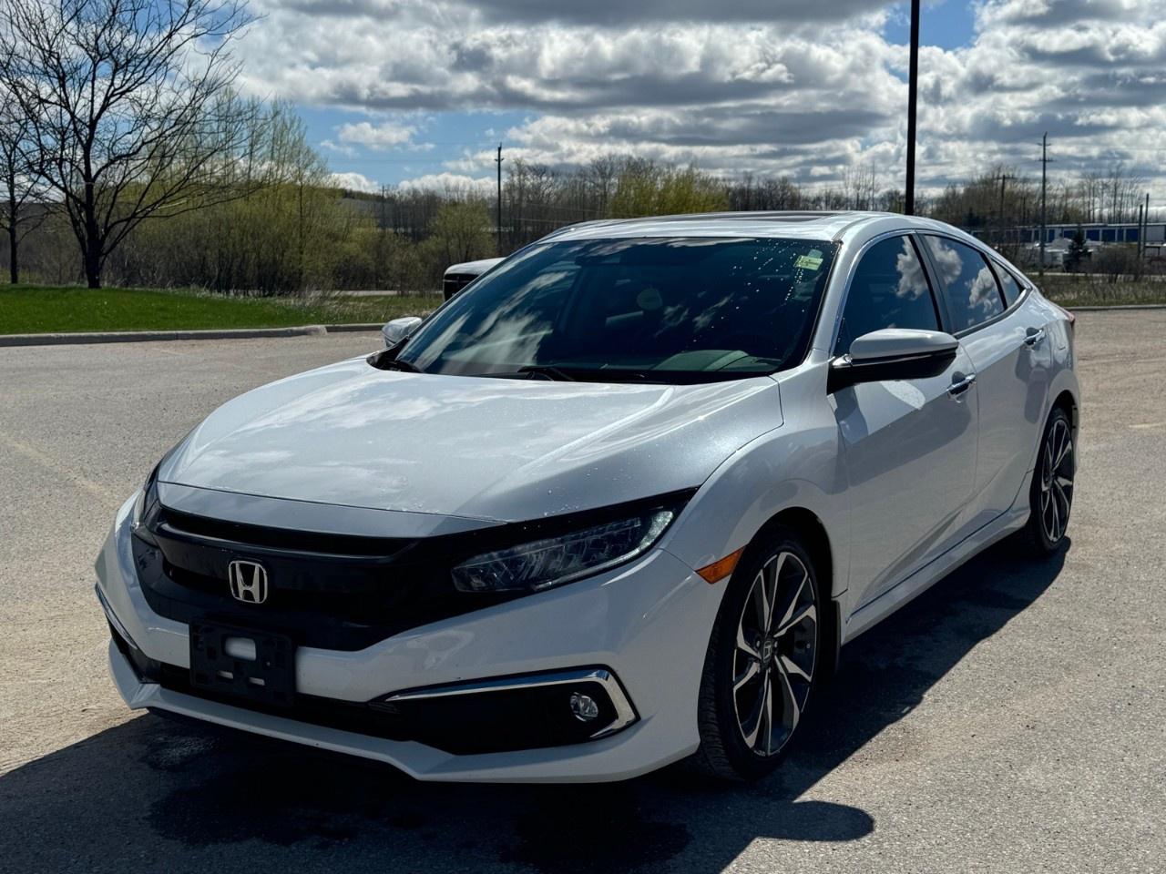 2021 Honda Civic Sedan TOURING CVT SEDAN Photo
