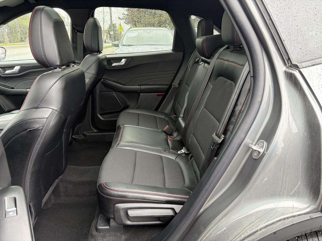 2025 Ford Escape ST-Line AWD Photo