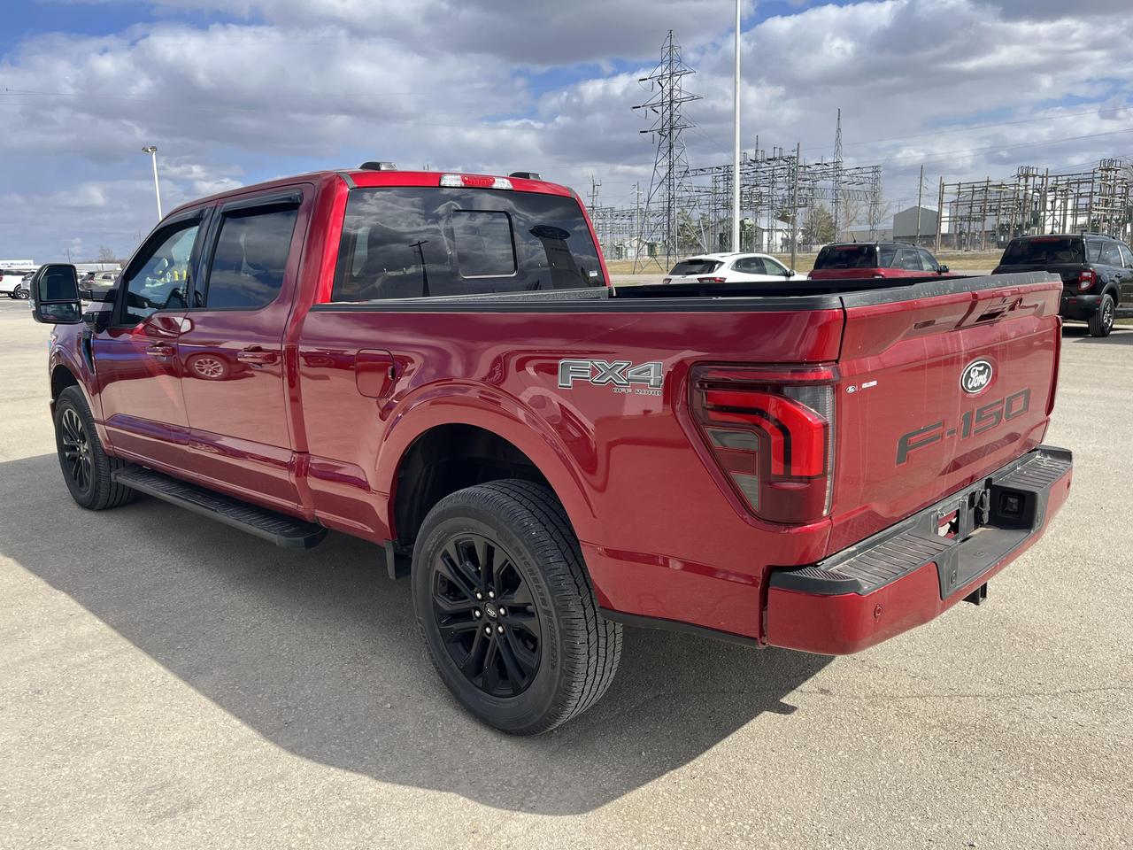 2024 Ford F-150 Lariat 4WD SuperCrew 6.5' Box Photo3