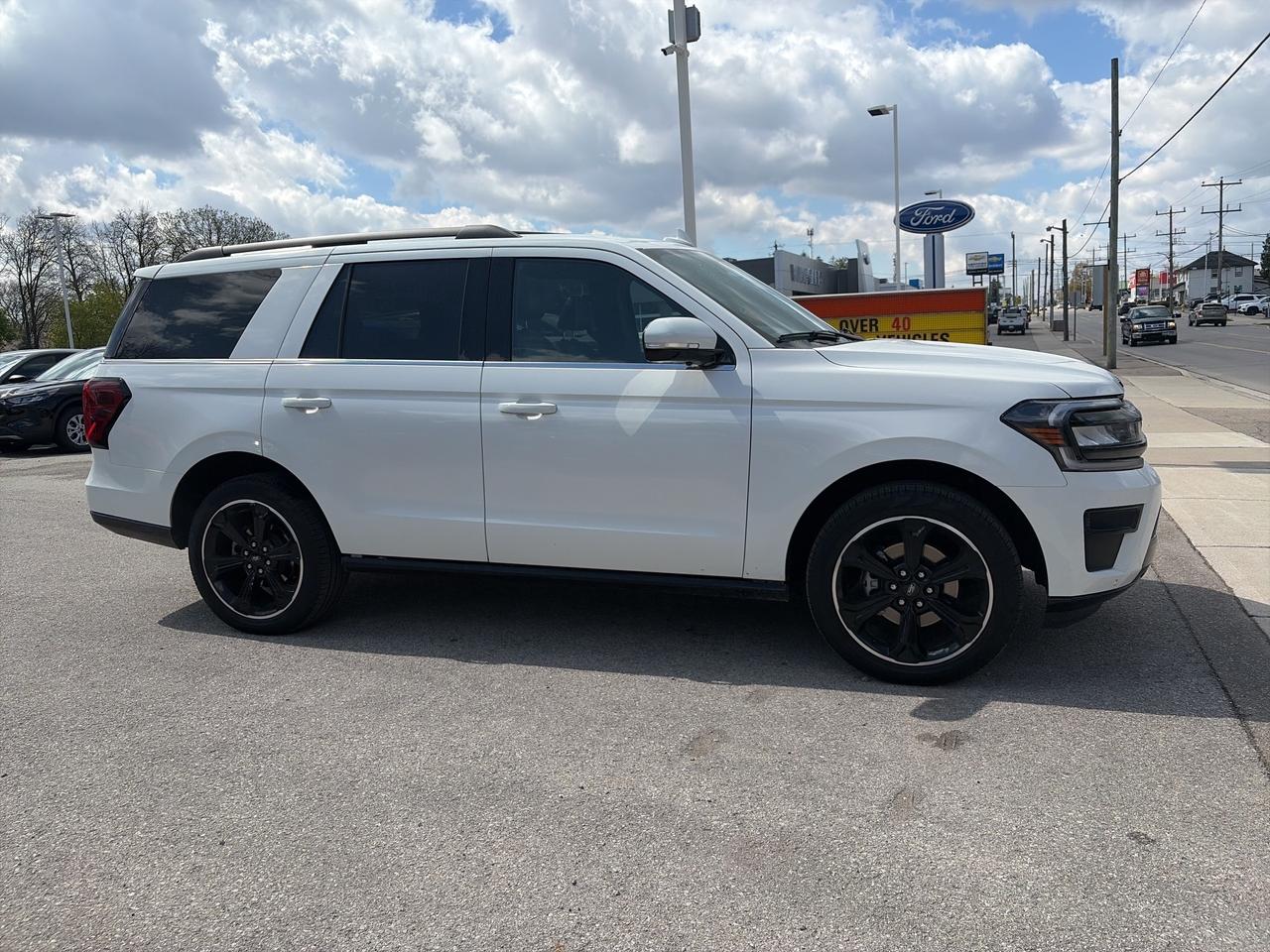 2024 Ford Expedition Limited Stealth 4x4 Photo3