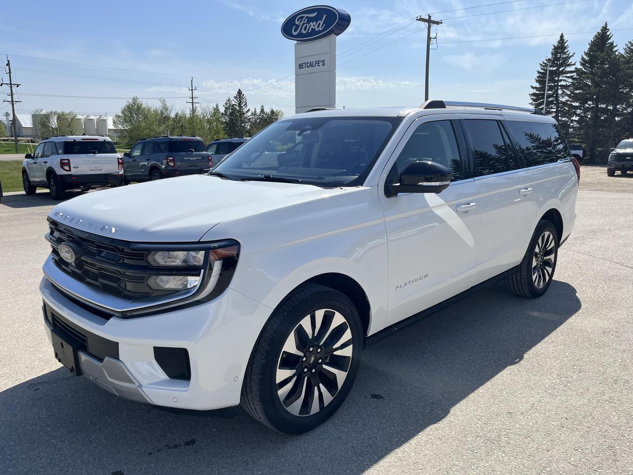 2025 Ford Expedition Platinum Max 4X4 Photo2