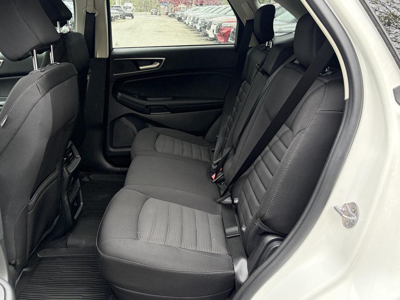 2024 Ford Edge SEL AWD Photo