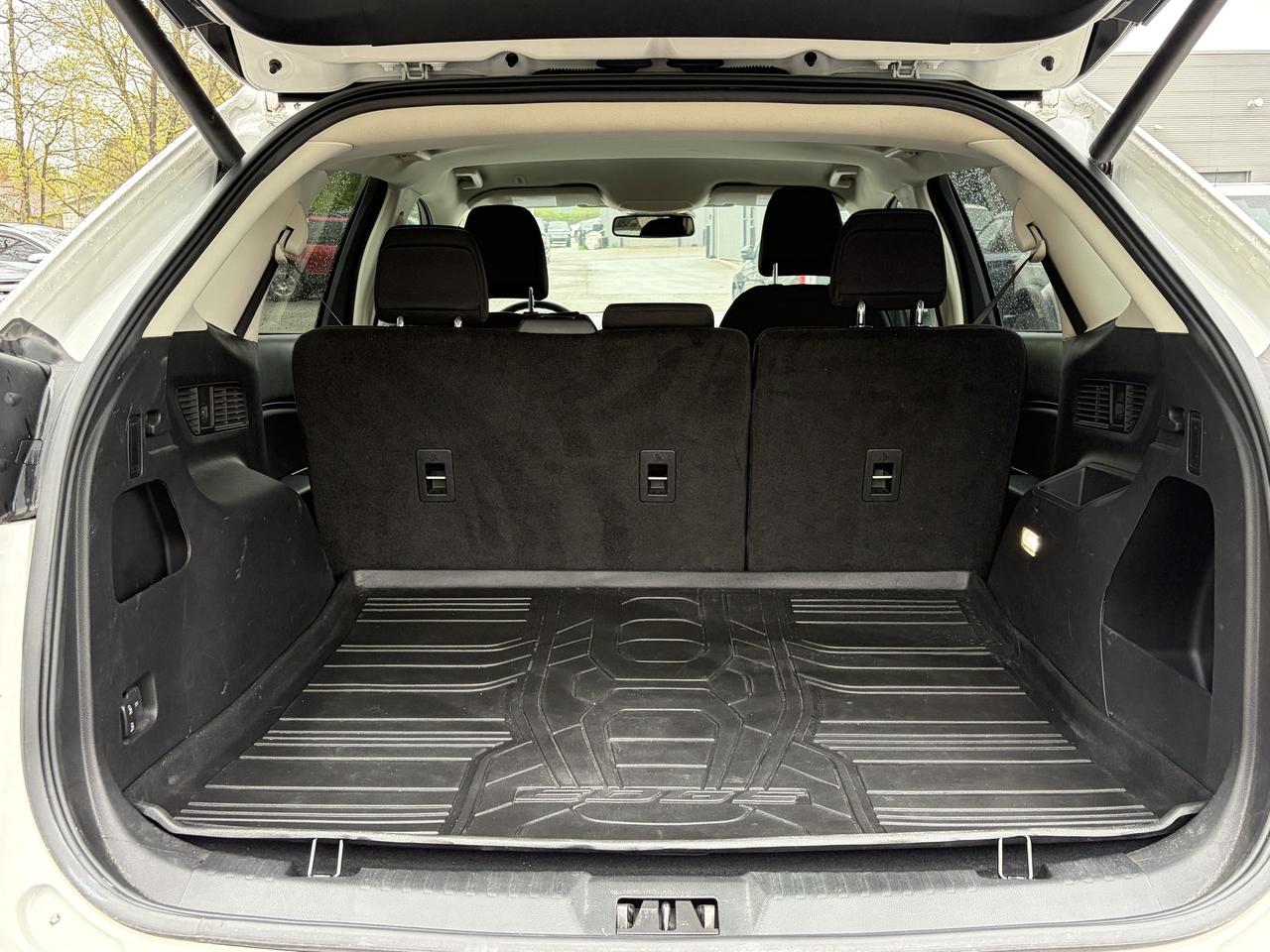 2024 Ford Edge SEL AWD Photo