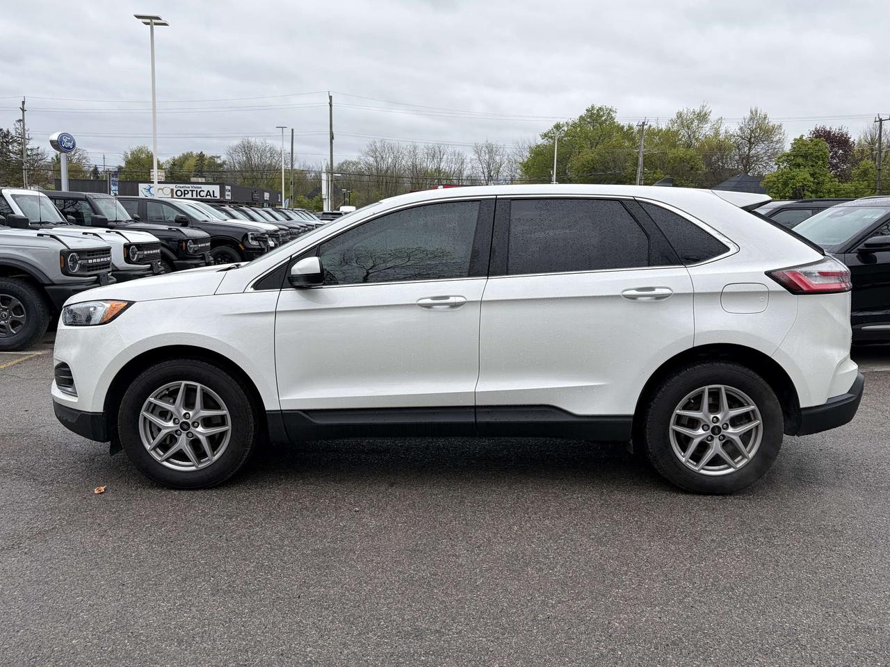 2024 Ford Edge SEL AWD Photo1