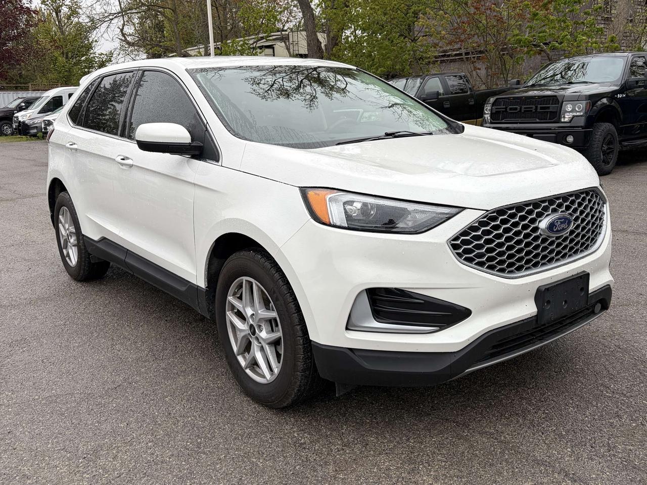 2024 Ford Edge SEL AWD Photo4
