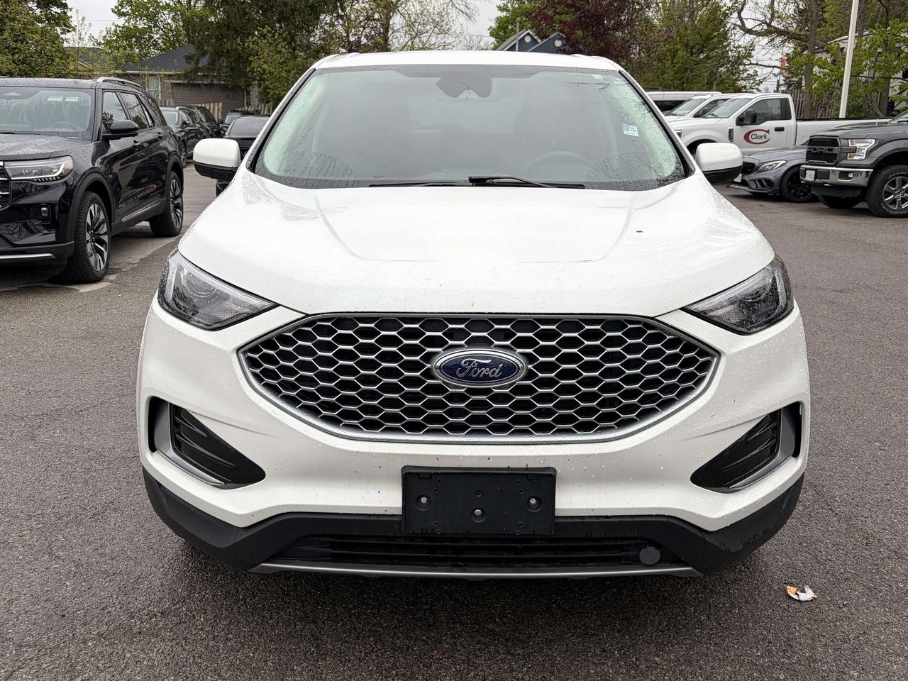 2024 Ford Edge SEL AWD Photo