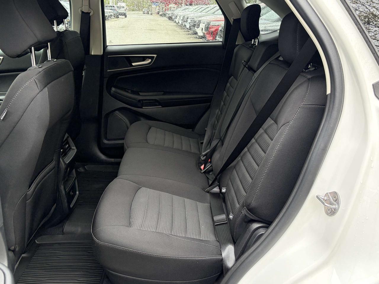 2024 Ford Edge SEL AWD Photo
