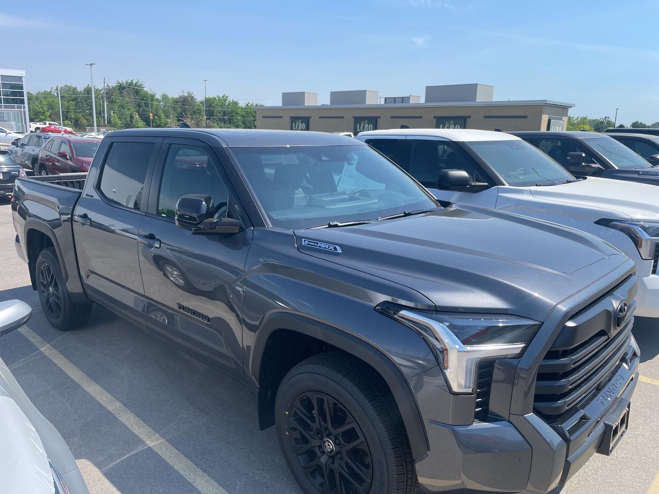 2026 Toyota Tundra LIMITED HYBRID Photo