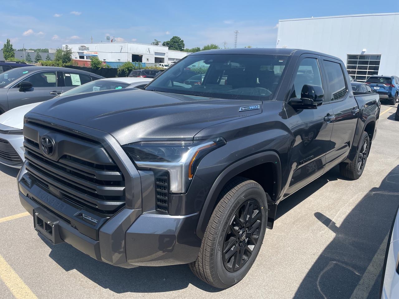 2026 Toyota Tundra LIMITED HYBRID Photo