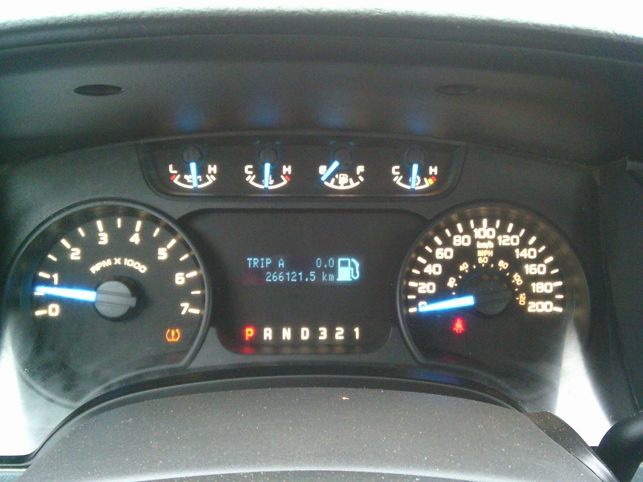 2014 Ford F-150 2WD Reg Cab 145 XL TAILGATE Photo