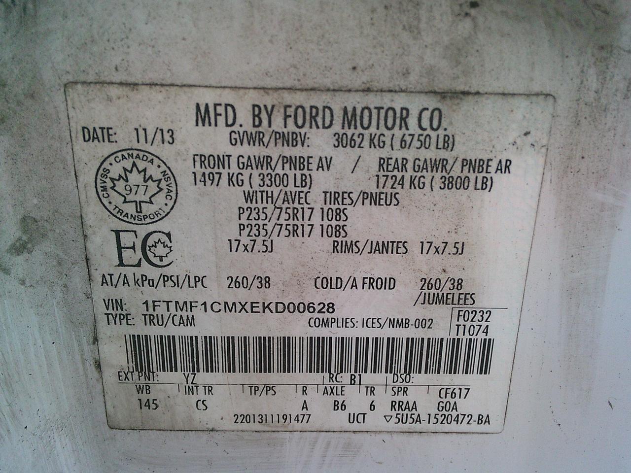 2014 Ford F-150 2WD Reg Cab 145 XL TAILGATE Photo