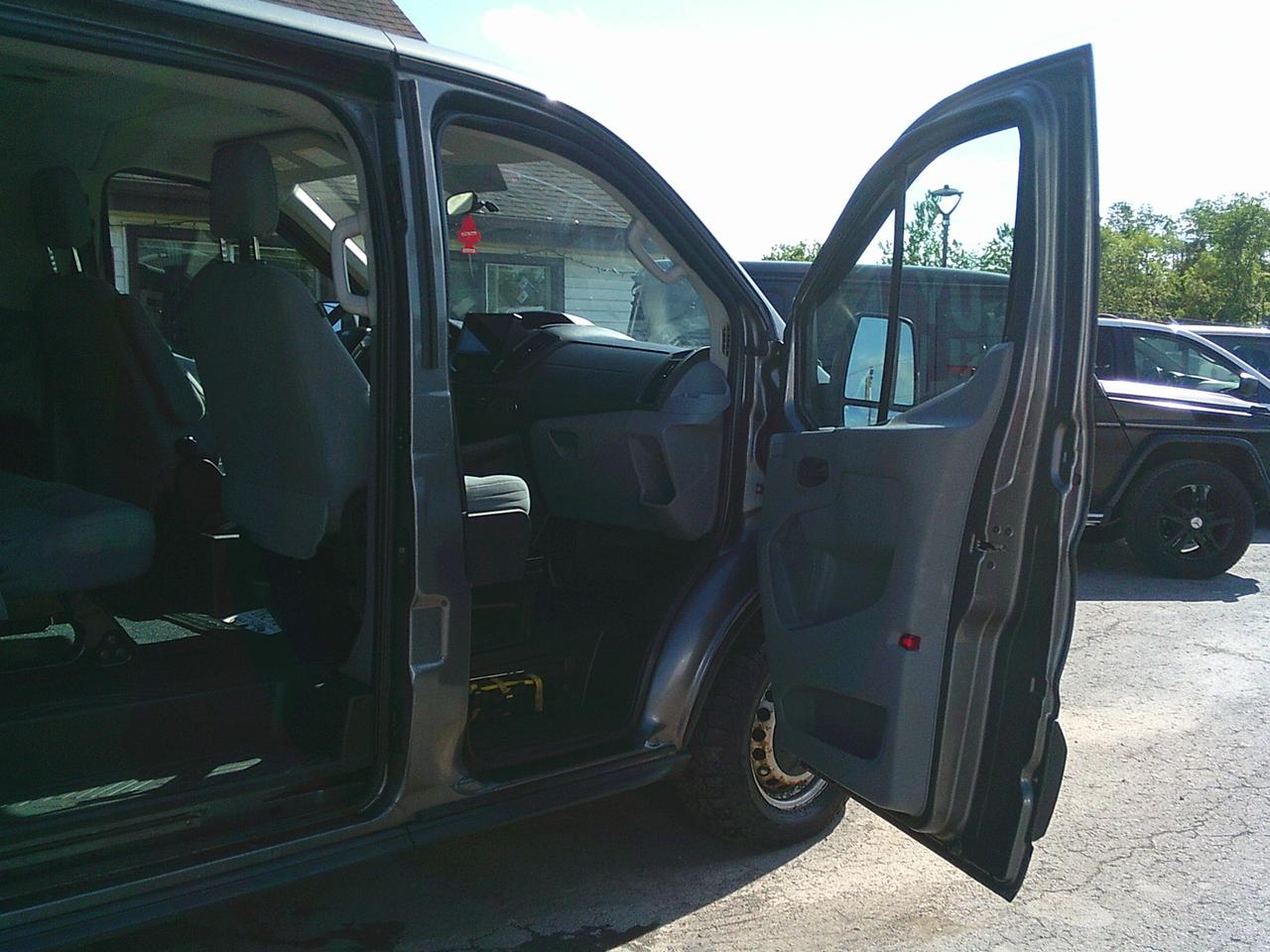 2015 Ford Transit T-150 130 WB Low Roof XL Sliding RH Dr + TOW PKG Photo
