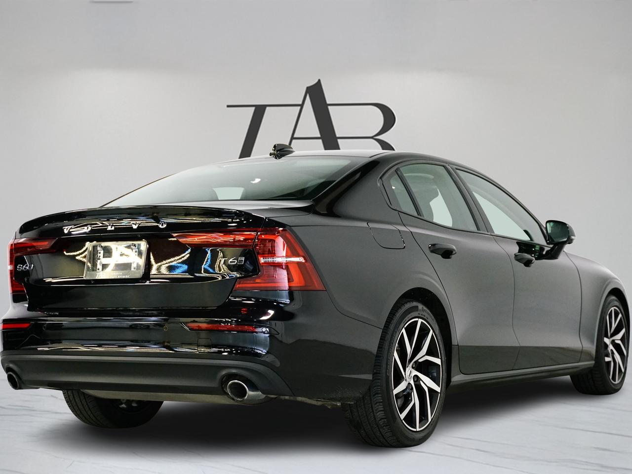 2020 Volvo S60 MOMENTUM | PANO Photo3