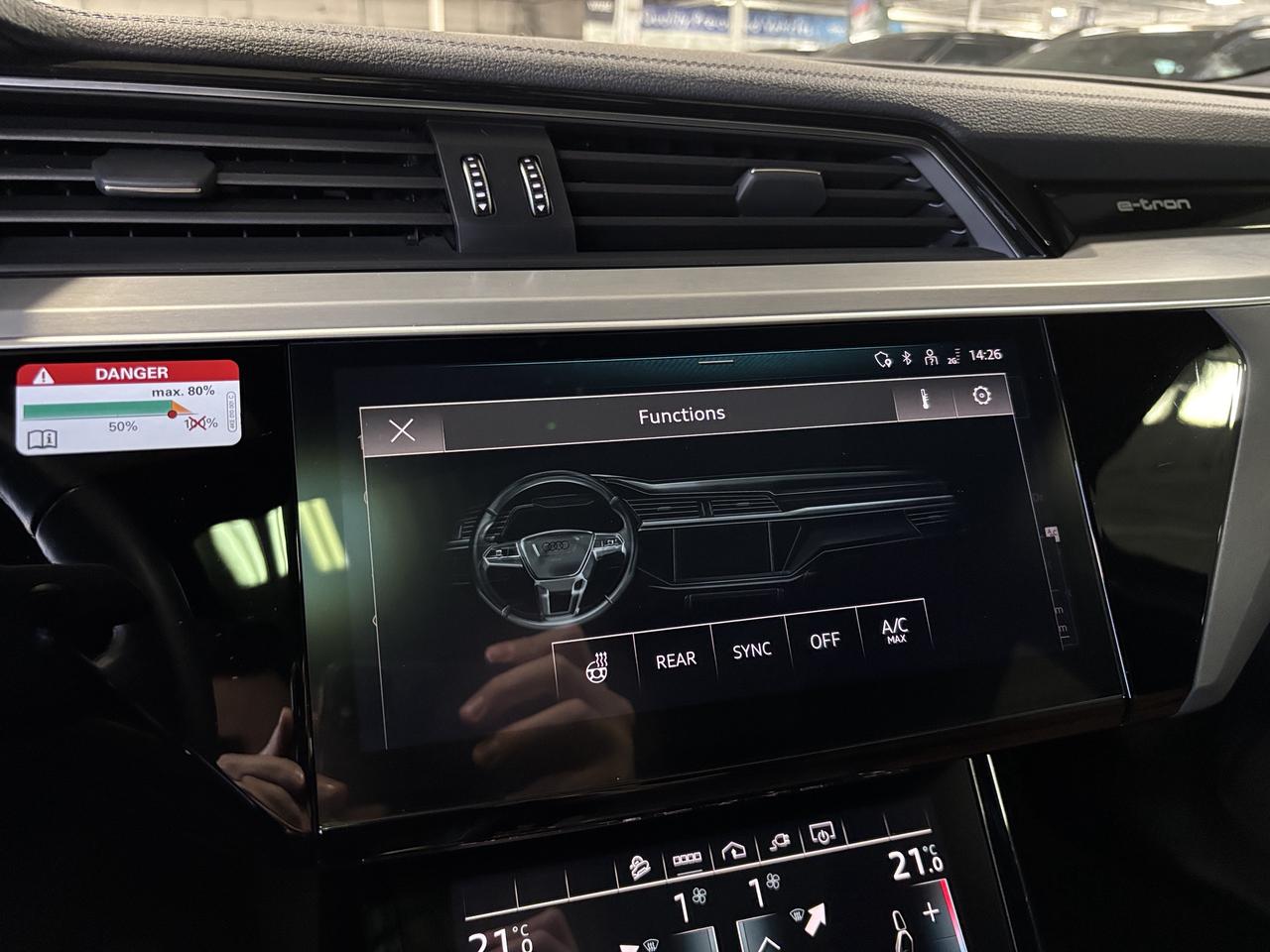 2022 Audi E-Tron Sportback Progressiv|QUATTRO|S-LINE|CLUSTERNAV|3DCAM|LEATHER Photo