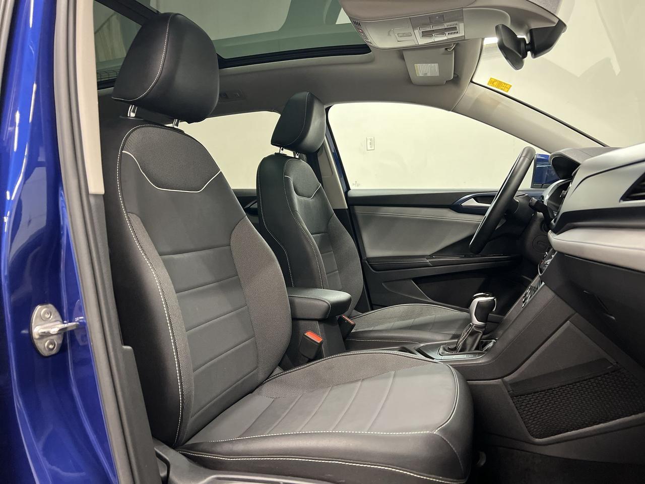 2024 Volkswagen Taos COMFORTLINE | HTD LEATHER | PANO ROOF | CARPLAY Photo