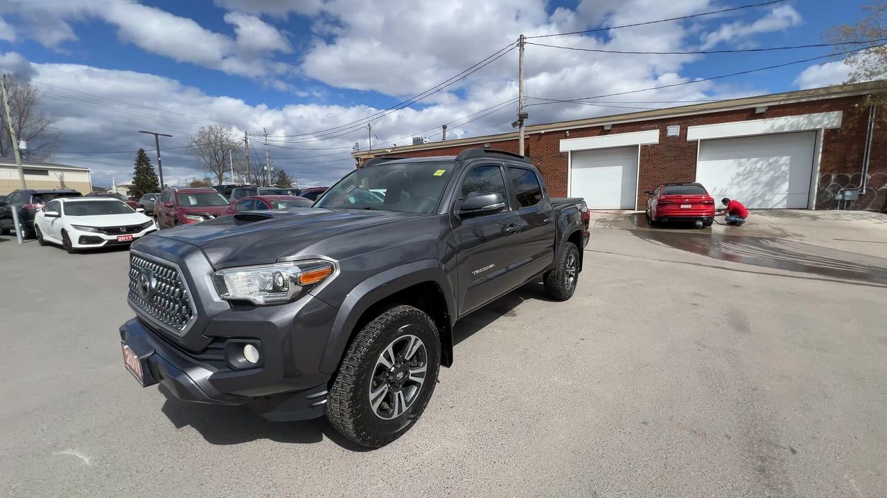 2019 Toyota Tacoma TRD SPORT UPGRADE 4X4 | 6-SPEED |LEATHER | SUNROOF Photo3