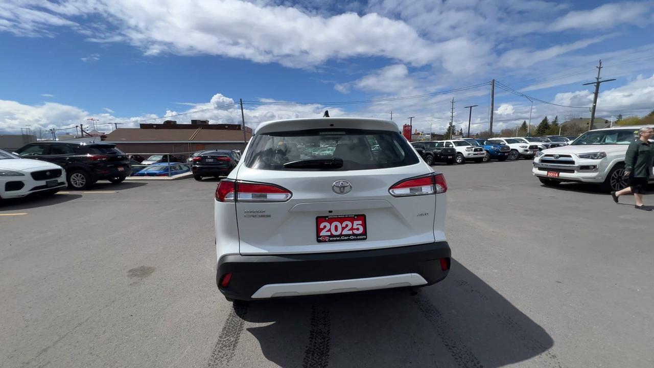 2025 Toyota Corolla Cross AWD | ONLY 13,000KMS! | HTD SEATS | CARPLAY | A/C Photo
