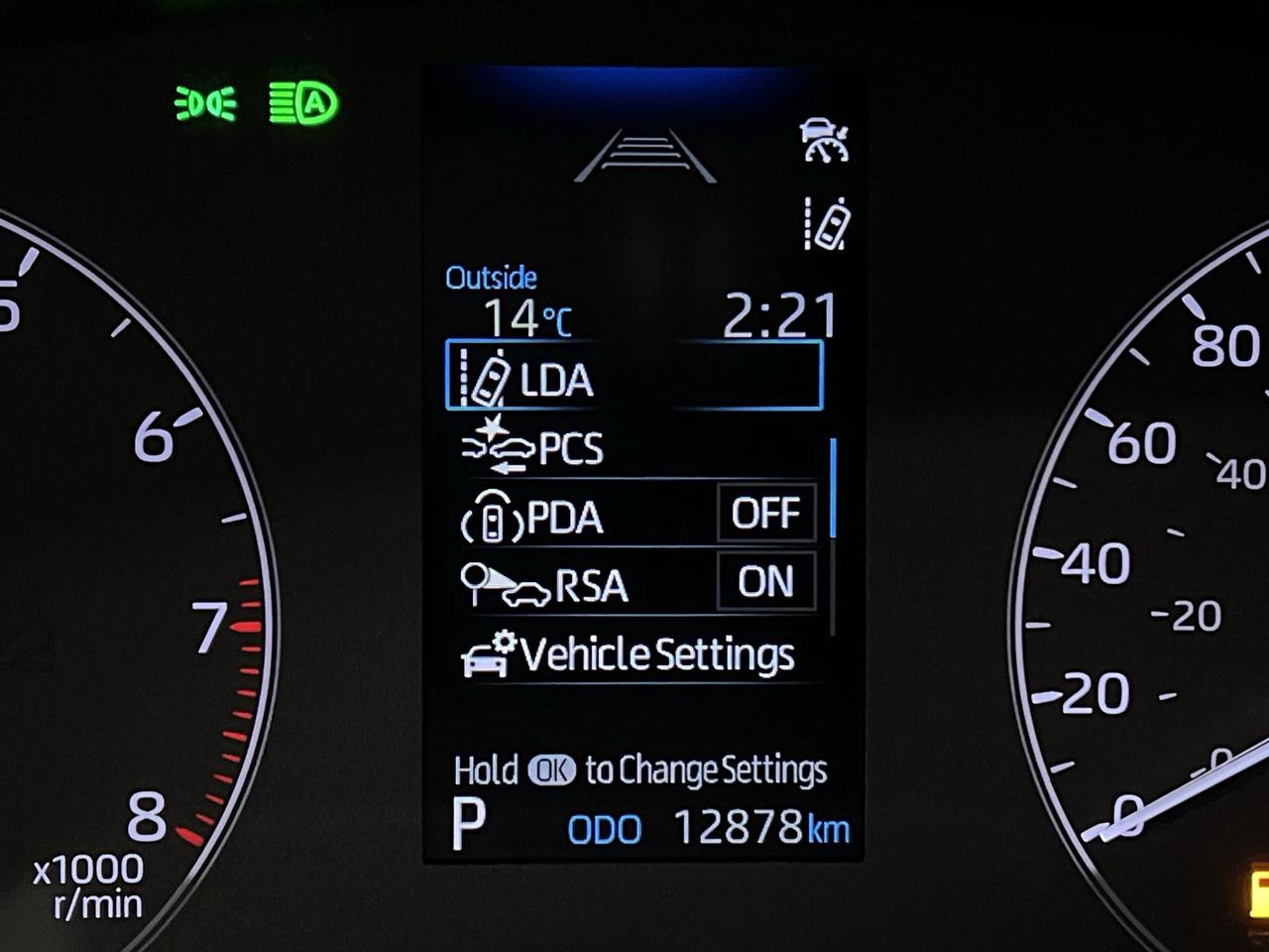 2025 Toyota Corolla Cross AWD | ONLY 13,000KMS! | HTD SEATS | CARPLAY | A/C Photo
