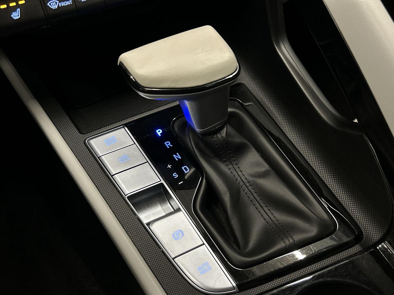 2024 Hyundai Elantra LUXURY | HTD LEATHER |CARPLAY | REMOTE START | NAV Photo
