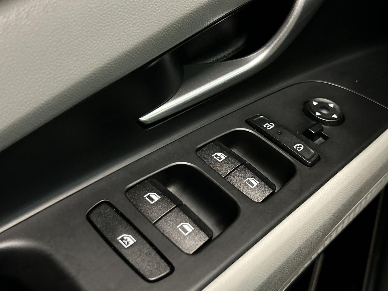 2024 Hyundai Elantra LUXURY | HTD LEATHER |CARPLAY | REMOTE START | NAV Photo