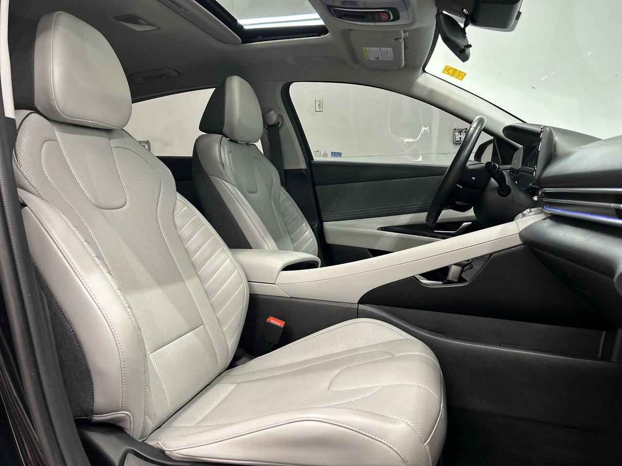 2024 Hyundai Elantra LUXURY | HTD LEATHER |CARPLAY | REMOTE START | NAV Photo
