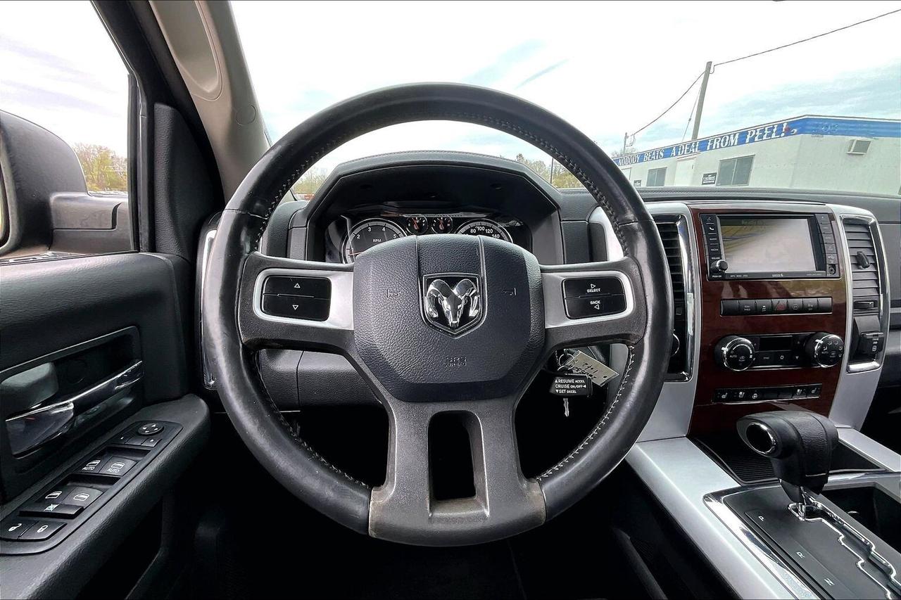 2011 RAM 1500 Laramie Crew | AS IS | 4X4 Photo4
