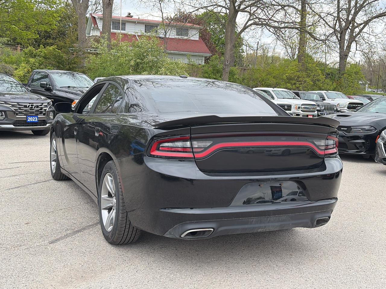 2016 Dodge Charger SXT, HEATED SEATS, REMOTE START, NAVIGATION! - Photo #4